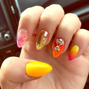 Meet your Posher, Courtney